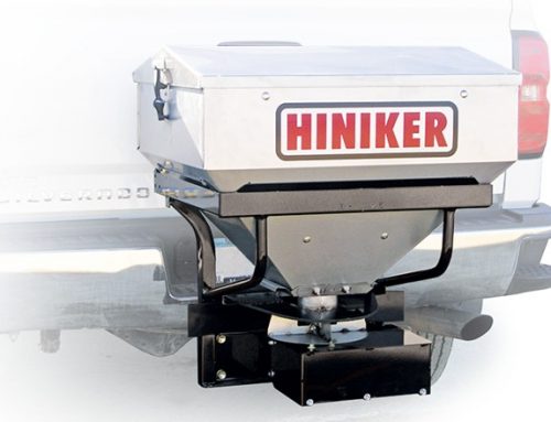 How Do You Pick the Right Salt Spreader Dealer?